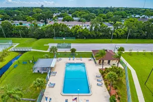 9992 86th St, Seminole, FL 33777 - Photo 46