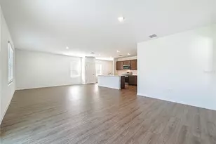 35541 Kinsey Pt, Zephyrhills, FL 33541 - Photo 22