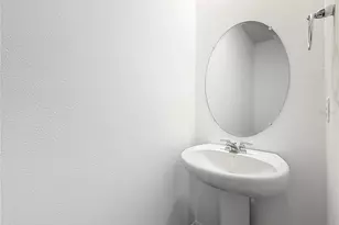 35541 Kinsey Pt, Zephyrhills, FL 33541 - Photo 24