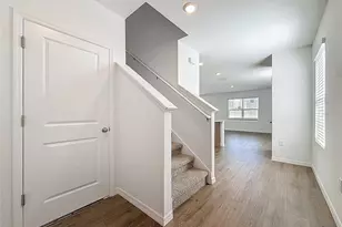 35541 Kinsey Pt, Zephyrhills, FL 33541 - Photo 6