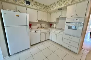 2256 Philippine Dr, Clearwater, FL 33763 - Photo 10