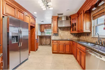 215 S West Shore Boulevard, Tampa, FL 33609 - Photo 16