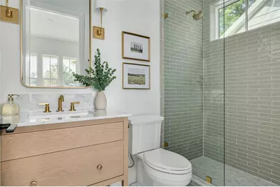 1420 14th Street N, Saint Petersburg, FL 33704 - Photo 4