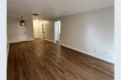 4606 W Gray Street #107, Tampa, FL 33609 - Photo 2