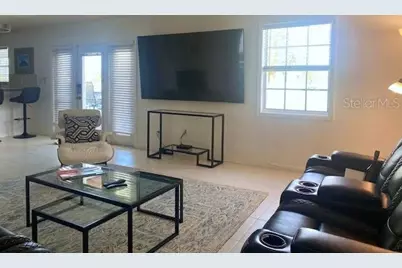 136 Pompano Drive SE #D, Saint Petersburg, FL 33705 - Photo 8