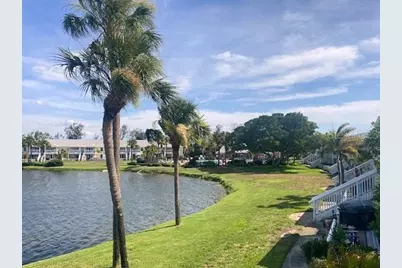 136 Pompano Drive SE #D, Saint Petersburg, FL 33705 - Photo 20