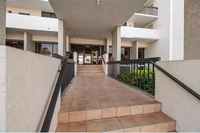 15462 Gulf Boulevard #304, Madeira Beach, FL 33708 - Photo 4