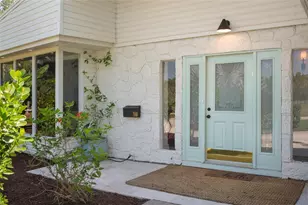 2660 Fairway Ave S, Saint Petersburg, FL 33712 - Photo 4