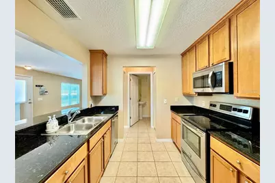 160 Coquina Bay Drive, Saint Petersburg, FL 33705 - Photo 14