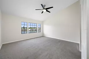 10416 St Tropez Pl, Tampa, FL 33615 - Photo 18