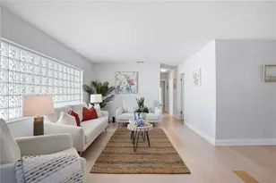 4043 Shore Acres Blvd NE, Saint Petersburg, FL 33703 - Photo 2