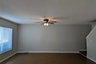 4122 Waterside Island Ct, Tampa, FL 33617 - Photo 2