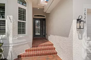 1624 Sand Key Estates Ct, Clearwater Beach, FL 33767 - Photo 4