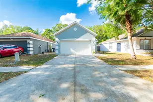 7457 Oxford Garden Cir, Apollo Beach, FL 33572 - Photo 2