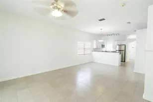 7457 Oxford Garden Cir, Apollo Beach, FL 33572 - Photo 10