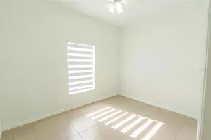 7457 Oxford Garden Cir, Apollo Beach, FL 33572 - Photo 22