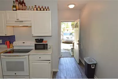 811 18th Avenue S, Saint Petersburg, FL 33705 - Photo 16