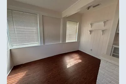 2162 46th Avenue N, Saint Petersburg, FL 33714 - Photo 2