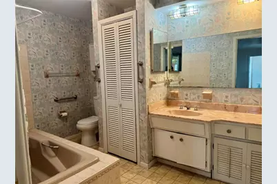 677 Pinewood Drive, Dunedin, FL 34698 - Photo 10