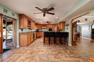 1449 45th Ave NE, Saint Petersburg, FL 33703 - Photo 16