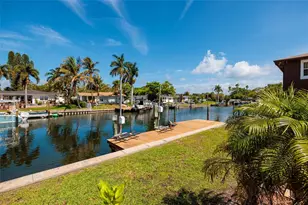 1449 45th Ave NE, Saint Petersburg, FL 33703 - Photo 44