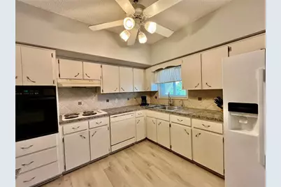 2258 World Parkway Boulevard W #56, Clearwater, FL 33763 - Photo 8