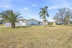 5708 Bayshore Dr, Seminole, FL 33772 - Photo 4