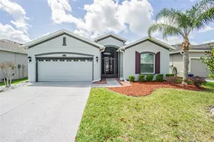 9936 Gap Wedge Drive, San Antonio, FL 33576 - Photo 4