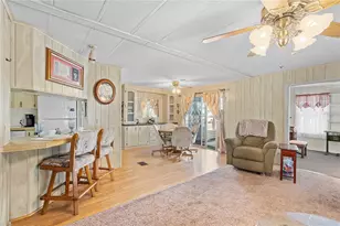 7135 El Dewitt St, Zephyrhills, FL 33541 - Photo 10