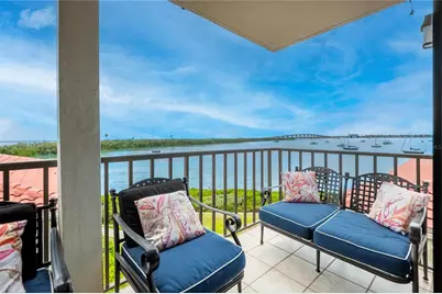 6361 Bahia Del Mar Boulevard #308, Saint Petersburg, FL 33715 - Photo 1