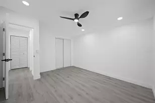 6908 11th Ave E, Palmetto, FL 34221 - Photo 14