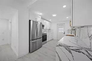 6908 11th Ave E, Palmetto, FL 34221 - Photo 10