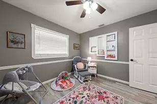 9940 108th St, Seminole, FL 33772 - Photo 18