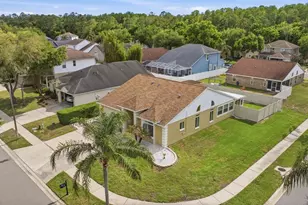 4852 Ridgemoor Cir, Palm Harbor, FL 34685 - Photo 2