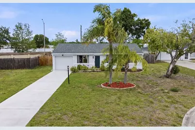 2959 N Lockwood Meadows Boulevard, Sarasota, FL 34234 - Photo 2