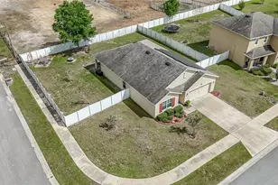 35900 Hillbrook Ave, Zephyrhills, FL 33541 - Photo 42