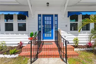 410 W Lemon St, Tarpon Springs, FL 34689 - Photo 2