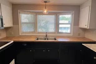 57 Royal Palm Cir, Largo, FL 33778 - Photo 12