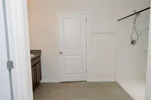 7426 Tuscan Bay Cir, Wesley Chapel, FL 33545 - Photo 36