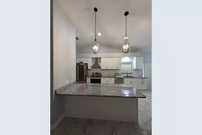 2106 Whitlock Place, Dover, FL 33527 - Photo 16