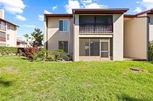 8601 Huron Ct, Tampa, FL 33614 - Photo 26