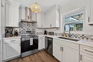 1760 75th Ave N, Saint Petersburg, FL 33702 - Photo 10