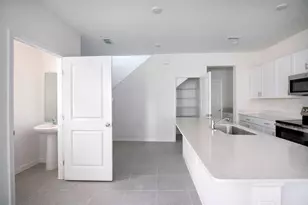 3396 Lapis Lk Dr, Zephyrhills, FL 33541 - Photo 12