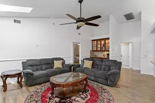 11504 Moffat Pl, Temple Terrace, FL 33617 - Photo 16