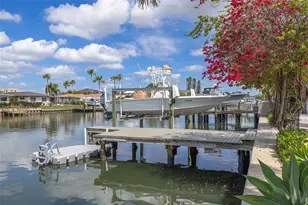 3932 Versailles Dr, Tampa, FL 33634 - Photo 30