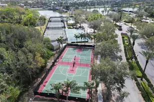 221 Sela Cove Cir, Apollo Beach, FL 33572 - Photo 44