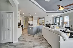 221 Sela Cove Cir, Apollo Beach, FL 33572 - Photo 12