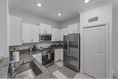 30688 Veridian Way, Wesley Chapel, FL 33543 - Photo 12