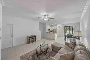 30688 Veridian Wy, Wesley Chapel, FL 33543 - Photo 4