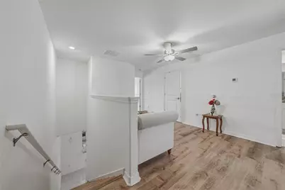 30688 Veridian Way, Wesley Chapel, FL 33543 - Photo 20